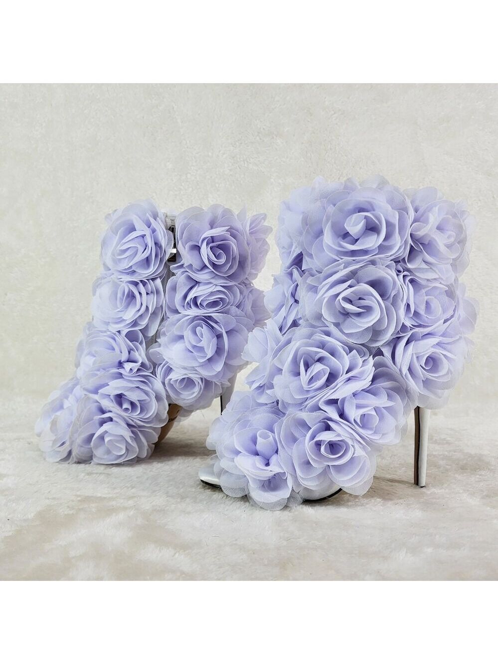 NIB Beauty 3D Flowers Floral High Heel Elegant Xoanna Ankle Boots Lilac White